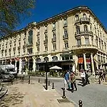 Du Soleil Le Terminus Hotel