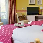 Du Soleil Le Terminus Hotel