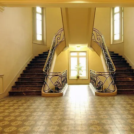 Du Soleil Le Terminus מלון 4*