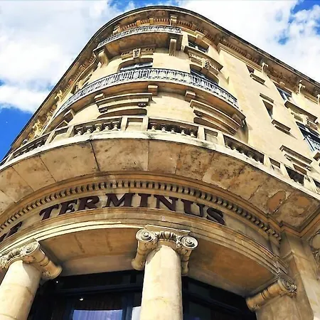 Hotell Du Soleil Le Terminus