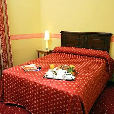 Hotell Du Soleil Le Terminus 4*