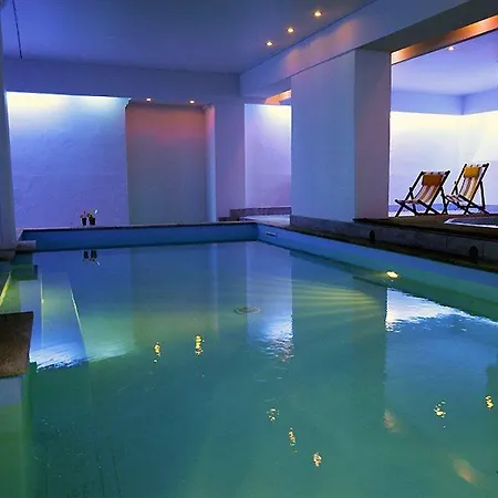 Du Soleil Le Terminus Hotell 4*