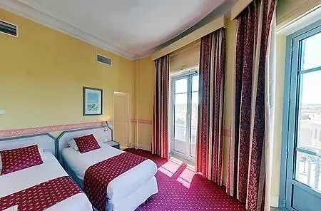 Du Soleil Le Terminus 4* Carcasona