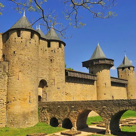 Du Soleil Le Terminus 4* Carcassonne