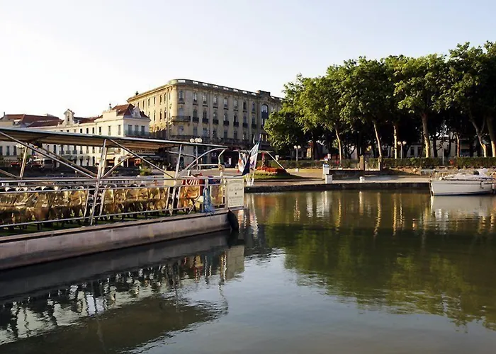 Du Soleil Le Terminus Otel Carcassonne