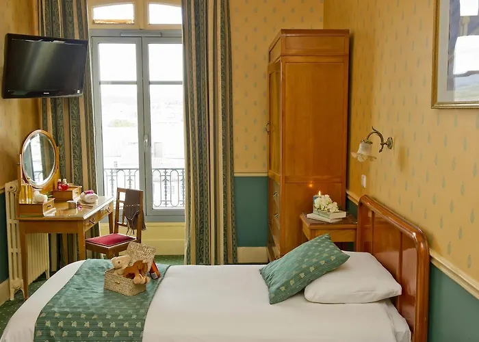 Otel Du Soleil Le Terminus Carcassonne