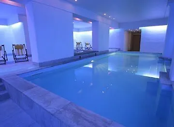 Du Soleil Le Terminus Hotel