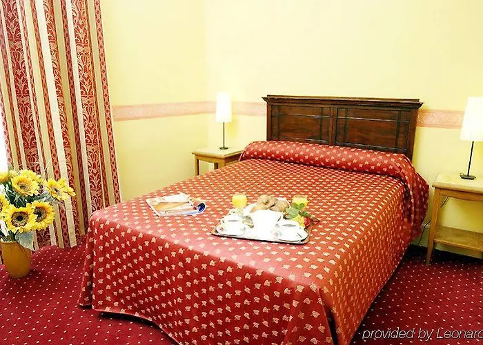 Du Soleil Le Terminus 4* Carcasona